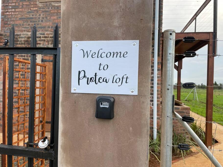 Protea Loft - Romantic Stay - No Load Shedding Hilton Eksteriør billede